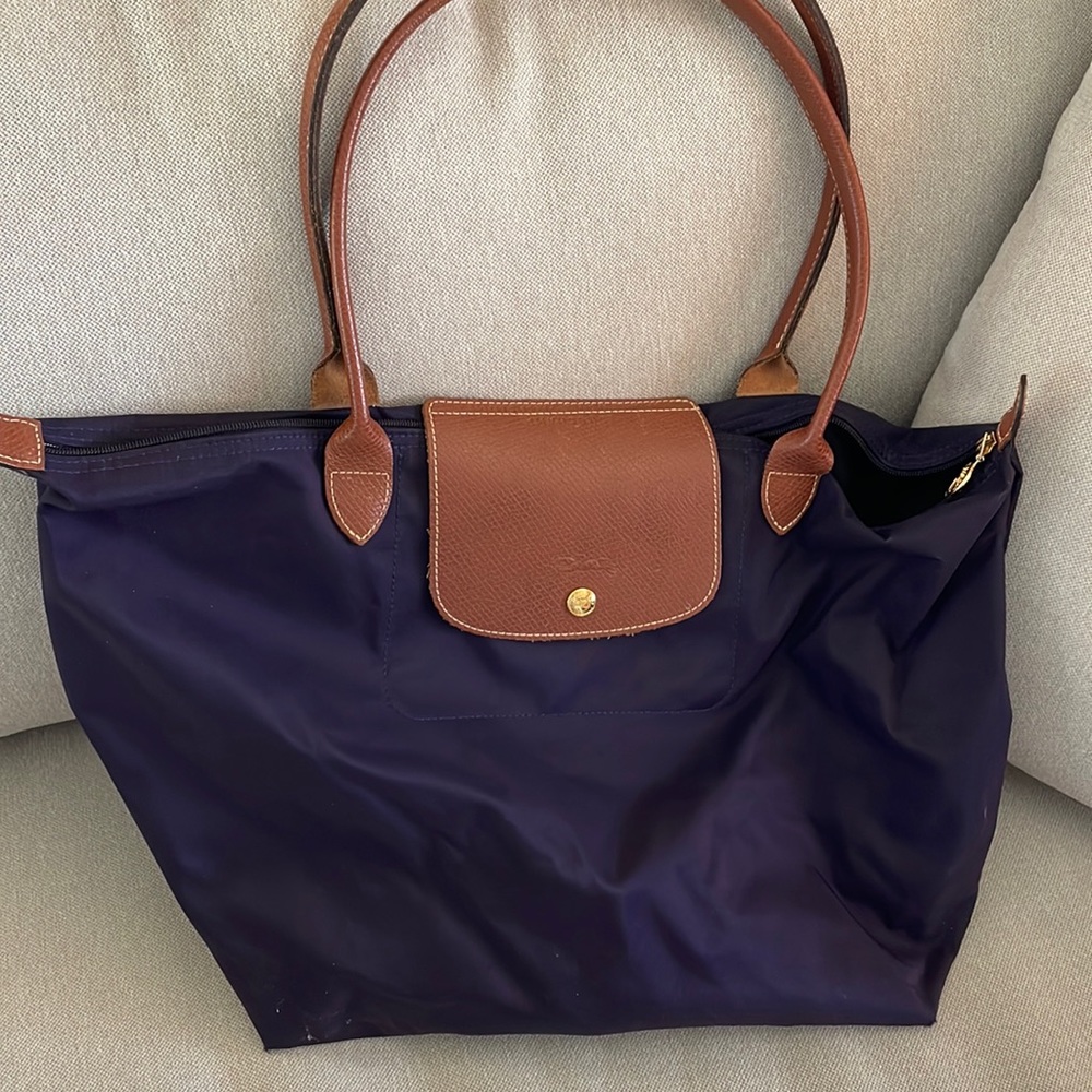 Longchamp (Boysenberry) tote